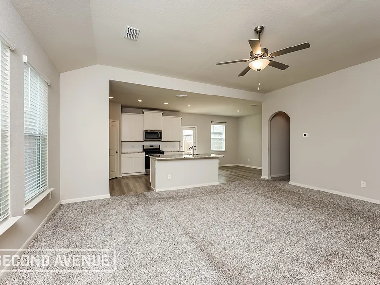 2109 Lorrie Ln — Photo 4