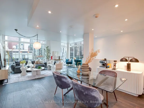 333 Adelaide St E #1202, Toronto, ON M5A 4T4