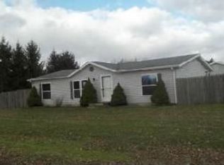 305 High St, Fairmount, IN 46928