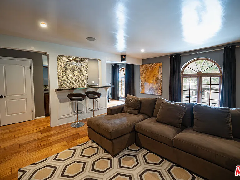 503 N Greencraig Rd — Photo 19