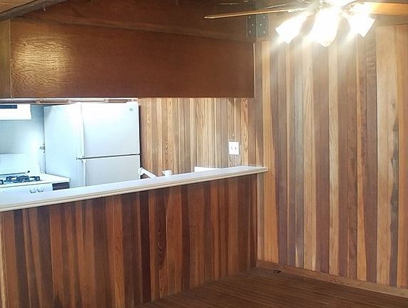 3rd image of 8601 International Ave Unit 203