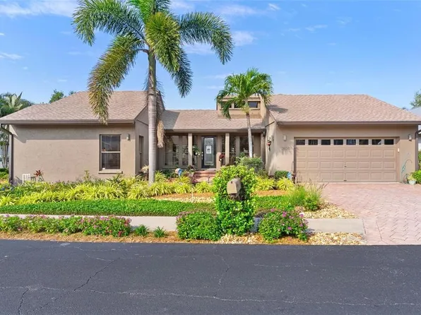 2408 89th St NW, Bradenton, FL 34209