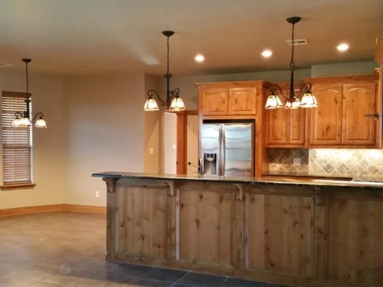 1026 NE Brown Rd — Photo 7
