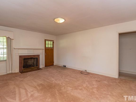 4th image of 124 E Union St