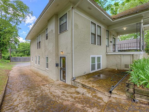 4th image of 1524 N Parkway Ave