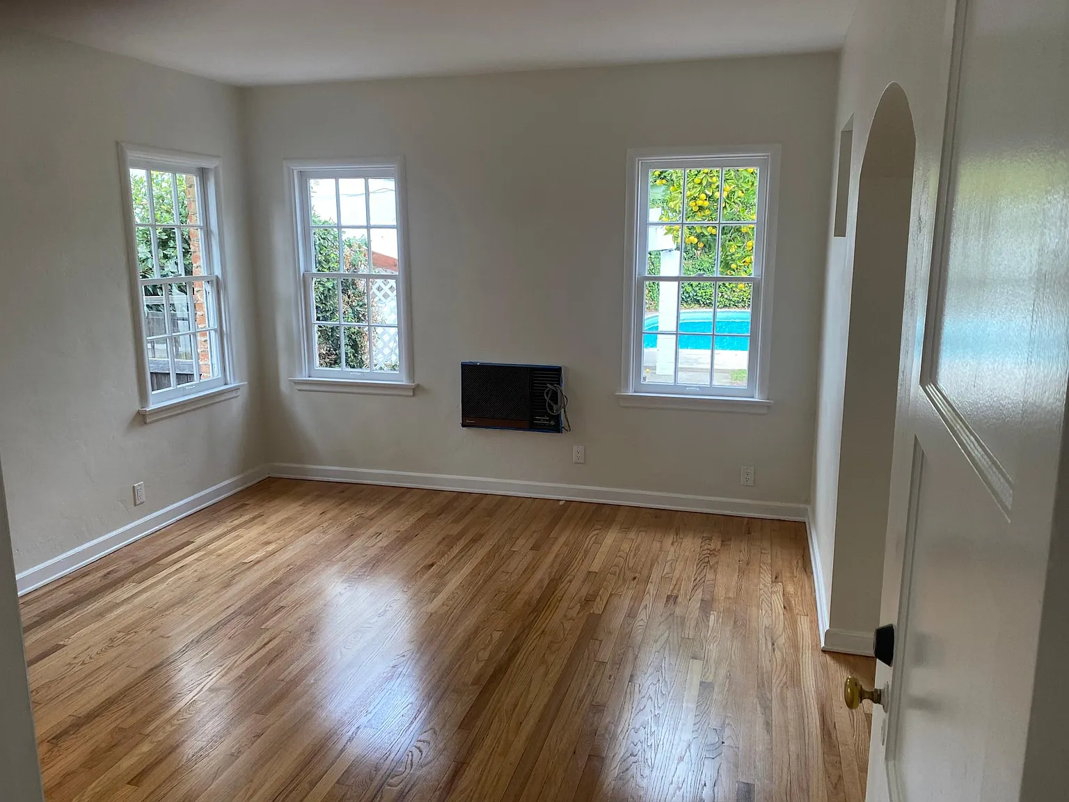 3 bed, 2897 sqft, $6,500 — Photo 4