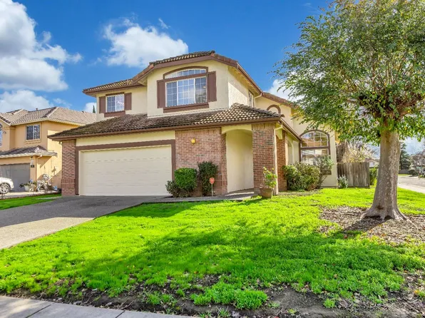 2 Kylaglen Ct, Sacramento, CA 95823