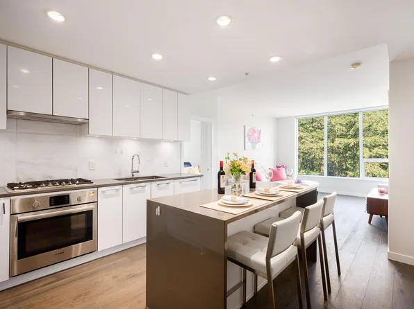 3487 Binning Rd #1307, Vancouver, BC V6S 0A5