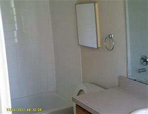 4th image of 2134 Whittier Dr