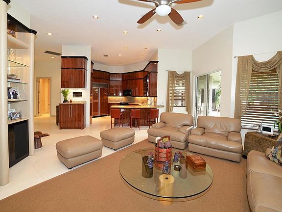 Home For Sale In Boca Grove
