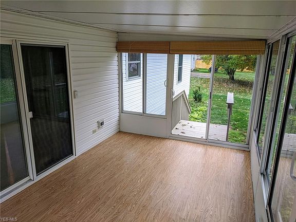 4th image of 515 East Ave