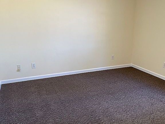 New carpet in both bedrooms