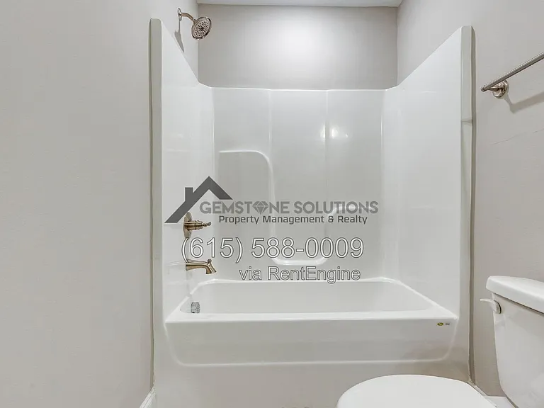 714 Hahn Ct — Photo 34