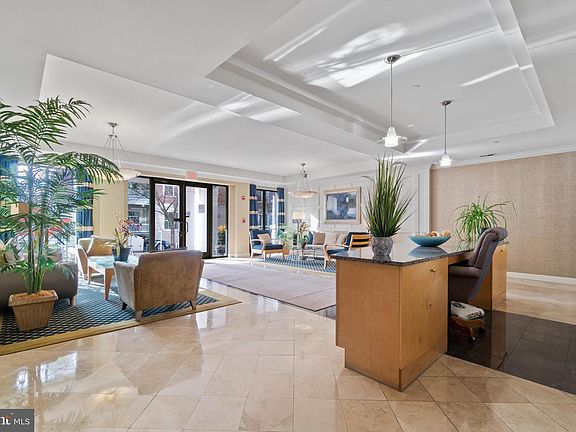 4th image of 500 Belmont Bay #211