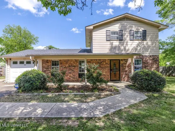 485 Gordon Dr, Holly Springs, MS 38635