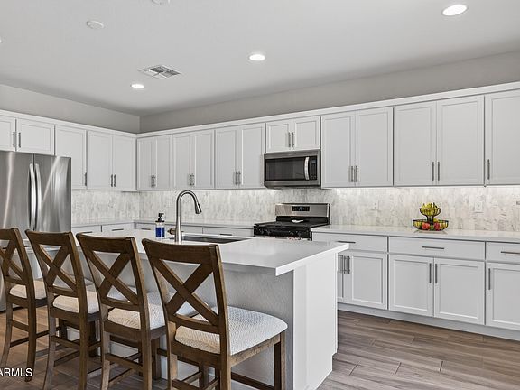 2nd image of 21262 E KINGBIRD Drive