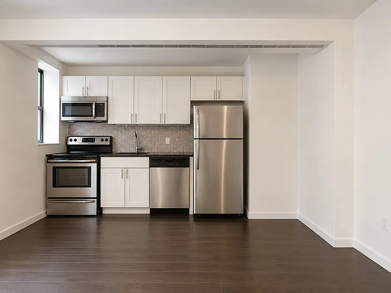 140 W 111th St #B1 — Photo 1