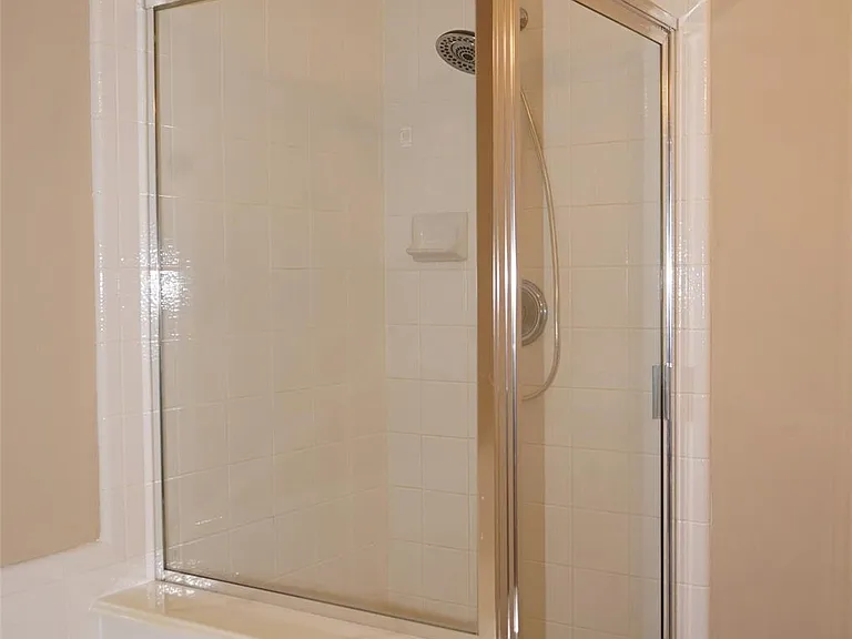 18807 Timbers Dr — Photo 15
