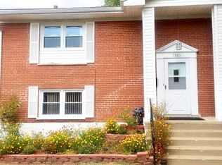 7883 Nordica Ave, Niles, IL 60714