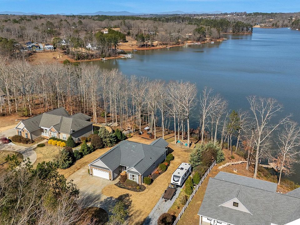 1st image of 1675 Casey Creek Rd