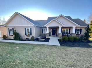 142 Cumbow Ridge Rd, Oak Hill, WV 25901