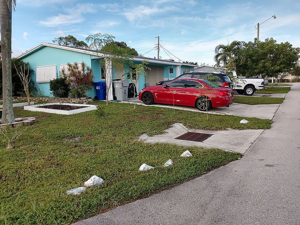 1st image of 1230 NE 39th St