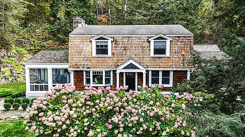 102 Westwoods Rd #1 Photo 1