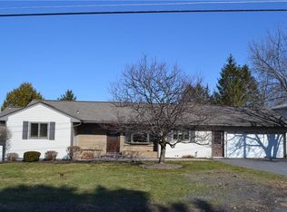 128 Richards Rd, Camillus, NY 13031