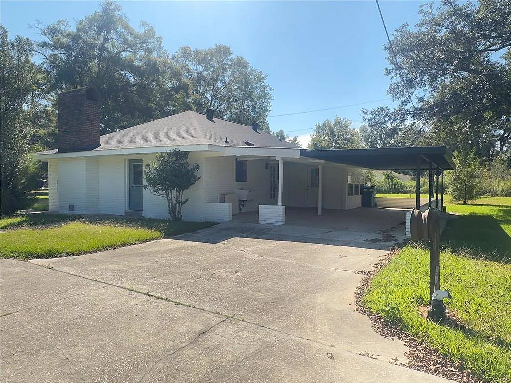 2 bed, 1344 sqft, $1,500 — Photo 2