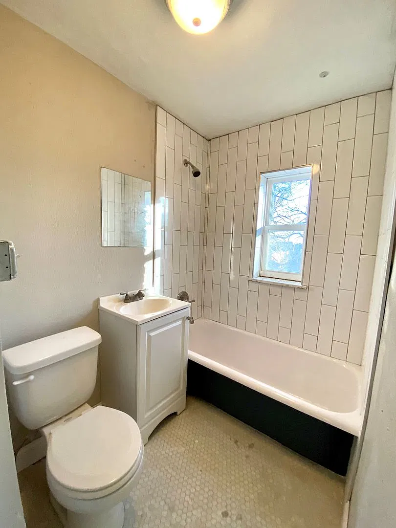 3136 Grand Ave — Photo 4