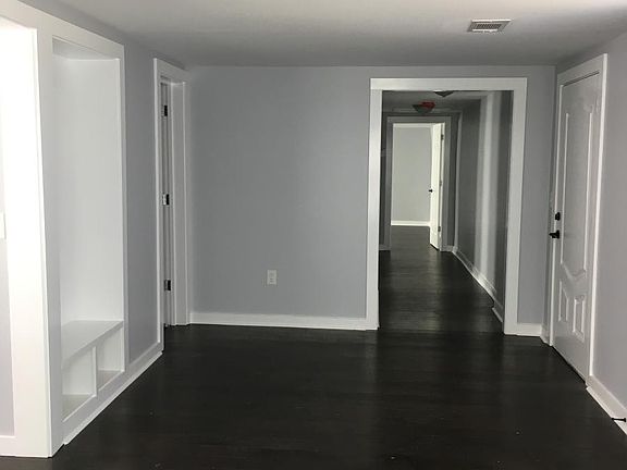 4th image of 629 Burson Ave