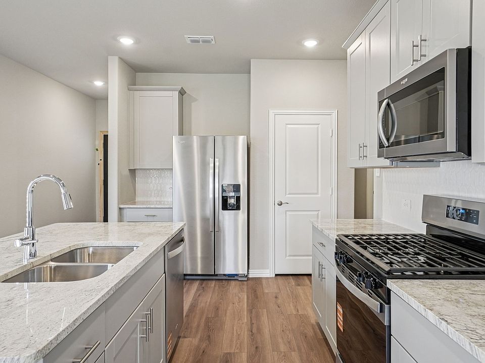 1st image of 505 Blanton St