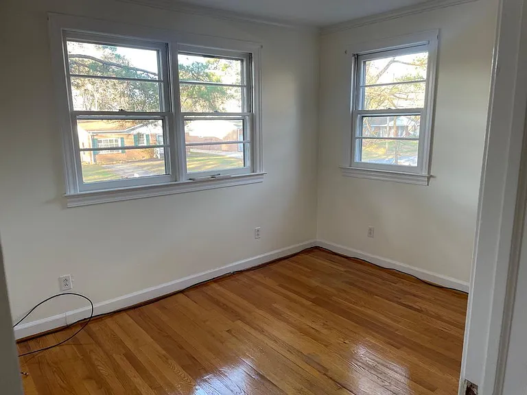 1717 Providence Rd — Photo 10