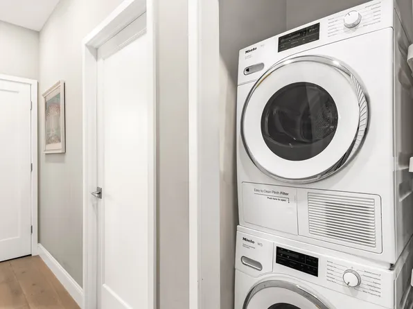 315 East 65th Street image 13 of 13