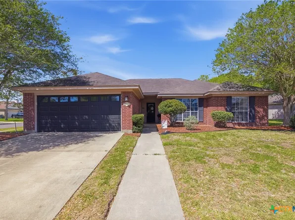 102 Palomino Ln, Victoria, TX 77904