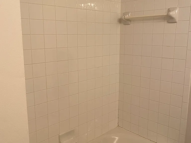 56 Mill Stream Rd — Photo 20