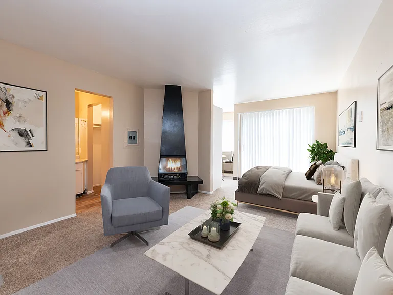 Studio Apartment