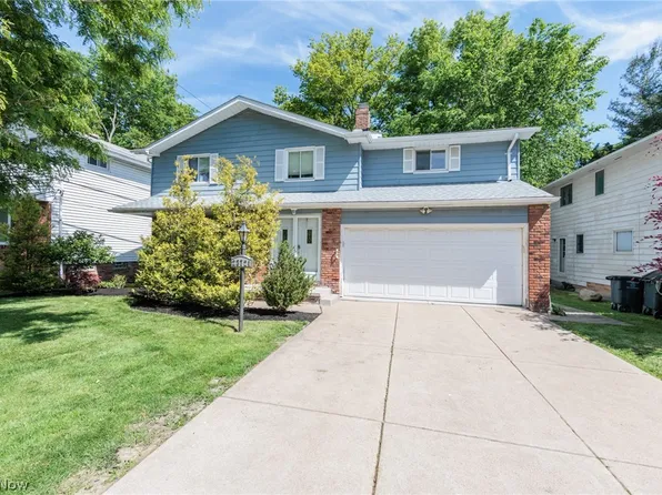 23721 Greenlawn Ave, Beachwood, OH 44122
