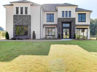 2900 Waterford Dr, Conyers, GA 30094