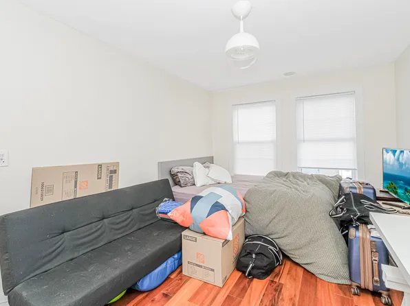 934 Jefferson Avenue image 14 of 36