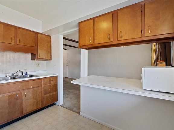 3rd image of 7411 Sieloff Dr Unit 577