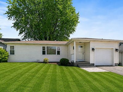 378 Council Trl, Lake In The Hills, IL, 60156