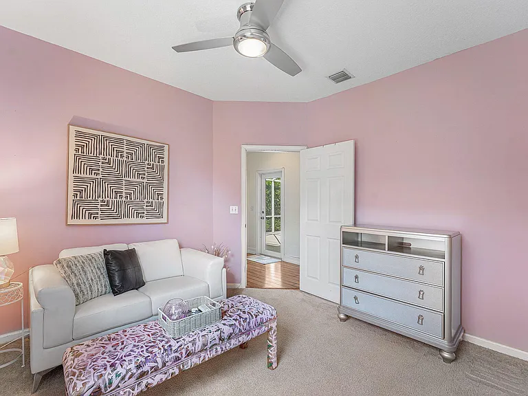 7235 NW 63rd Ter — Photo 30