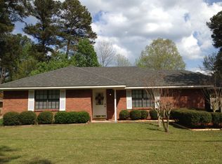 705 Sycamore St, Starkville, MS 39759