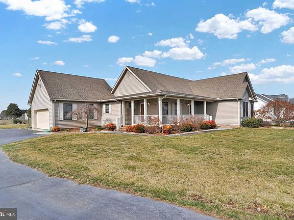 2nd image of 116 W Lucky Estates Dr