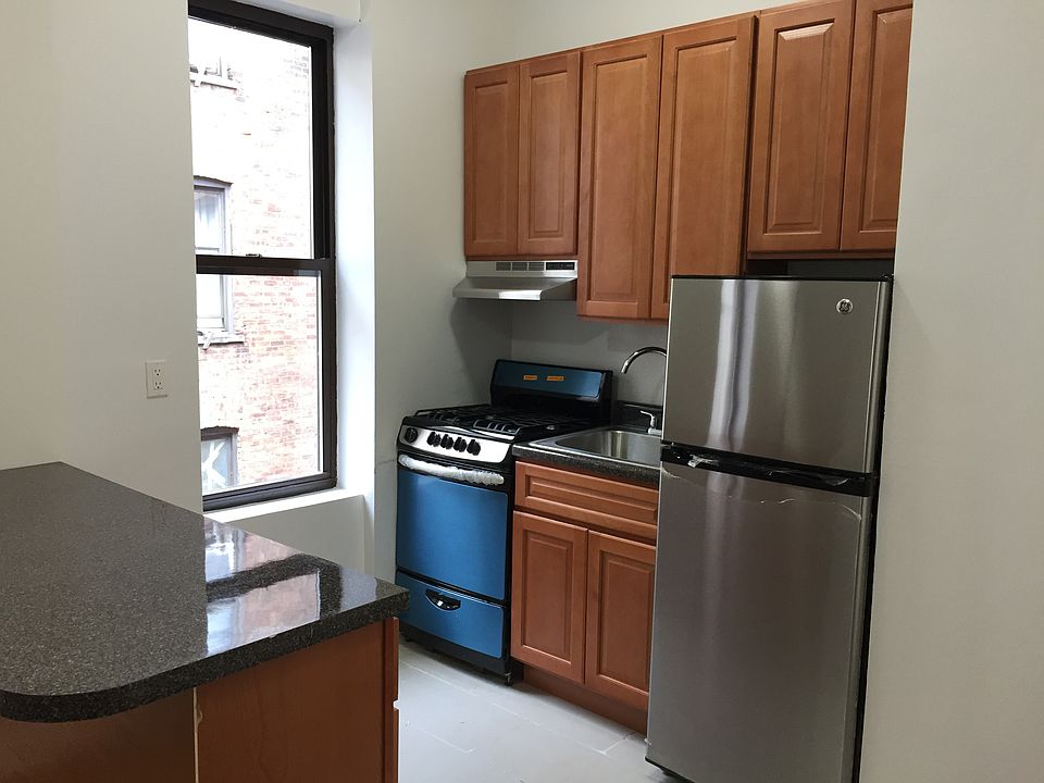 2nd image of 74 E 17th St