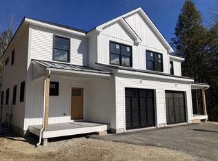 10 Timber Creek Dr #2, Falmouth, ME 04105