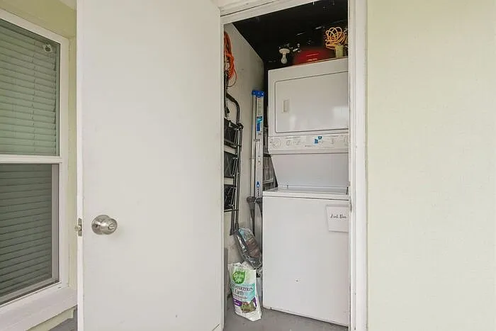 634 Dogwood Ct — Photo 6