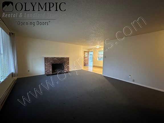 3rd image of 6114 Elm St SE