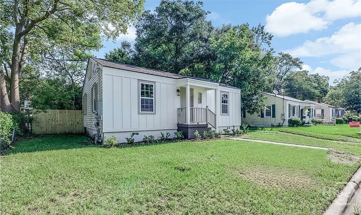 2 bed, 1.0 bath, 850 sqft, $1,675 — Photo 3